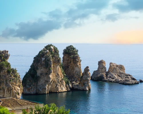 Boat tour in Scopello